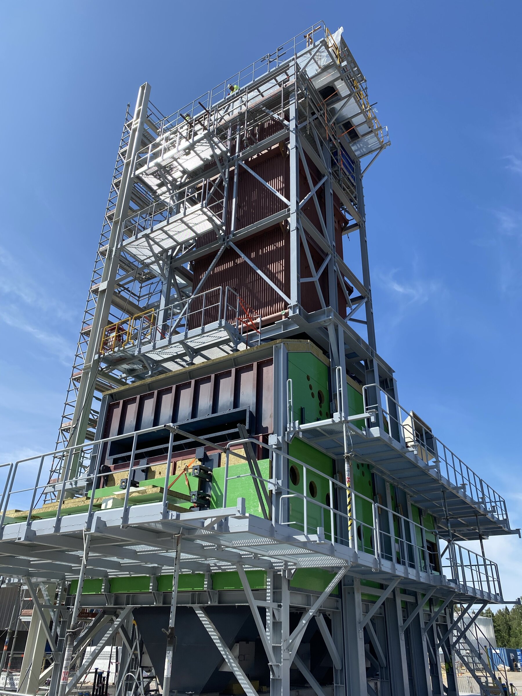 Industrial boiler installation at Vänerply AB